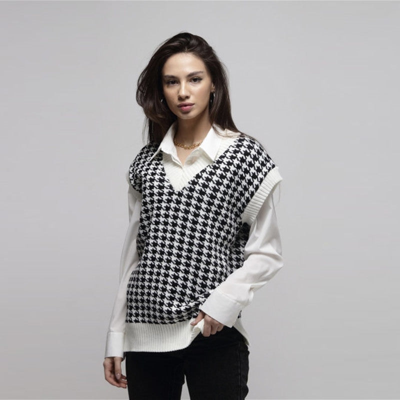Houndstooth Sweater Vest