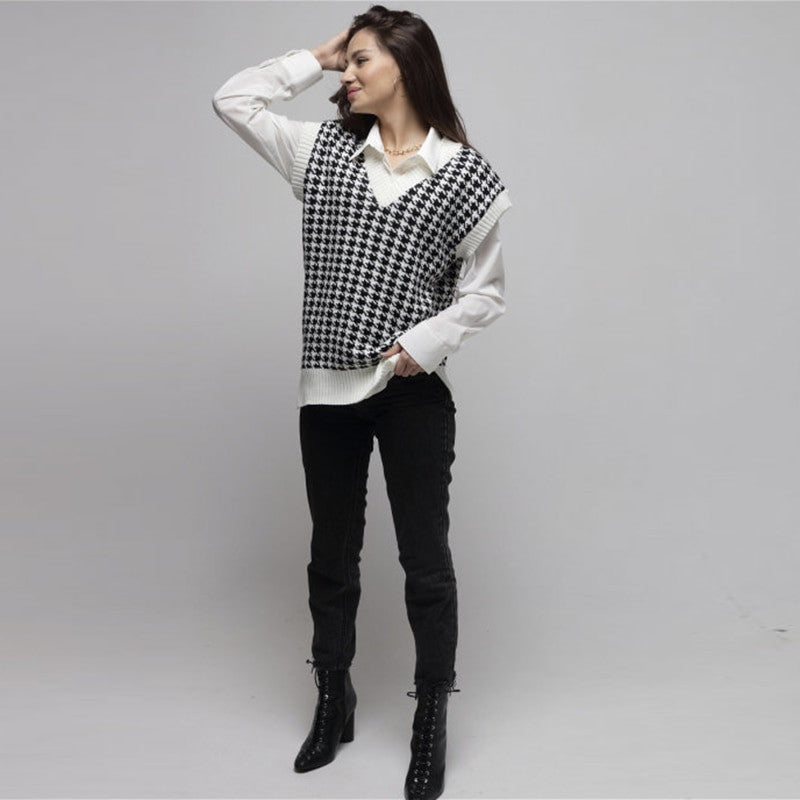 Houndstooth Sweater Vest